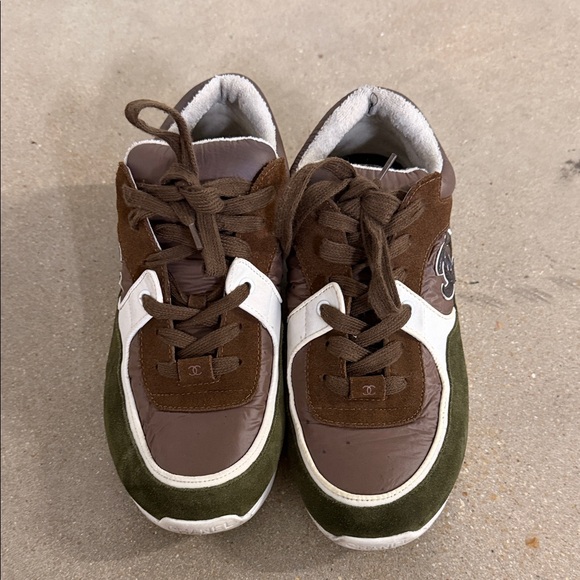 CHANEL Shoes - CHANEL Brown & White Women's Low-Top Sneakers